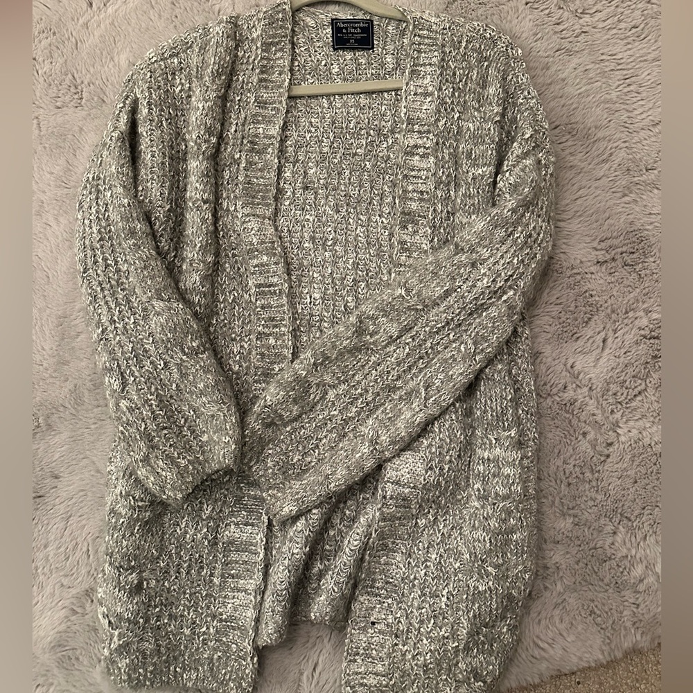 Abercrombie and fitch cardigan